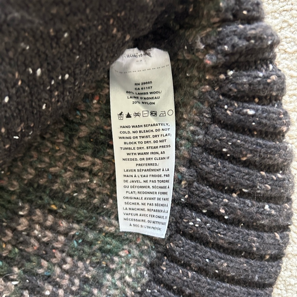 Pendleton Men’s Cable Lambswool Sweater - image 4